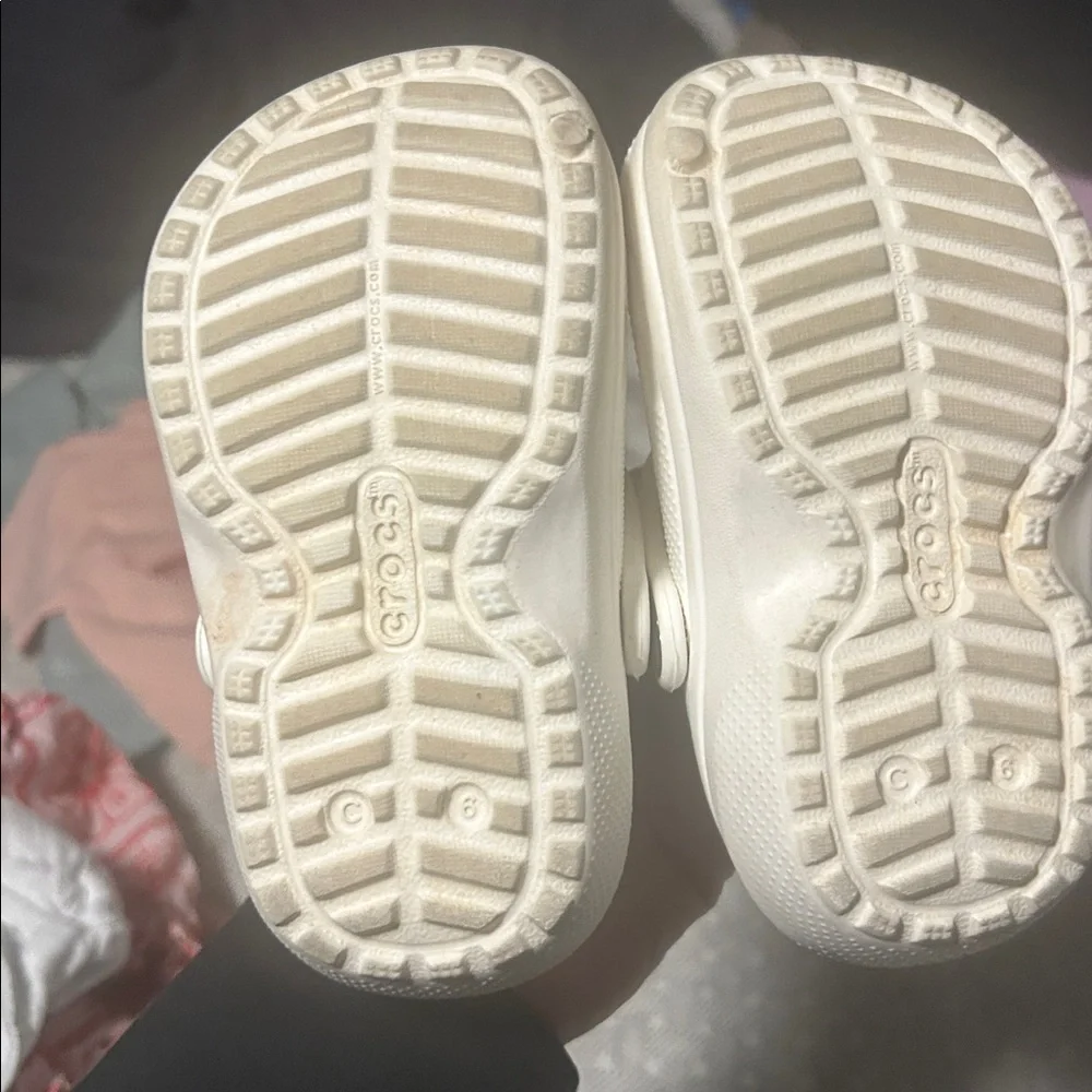 CROCS Kids White Water Shoes with Ladybug Jibbitz - 6